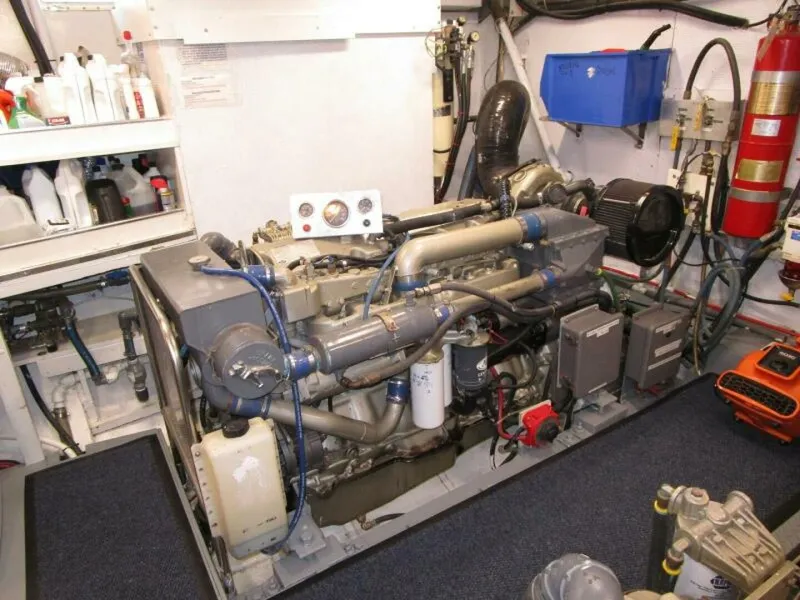 Slide: The Image of Stbd. Engine   - 5935404