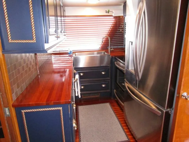 Slide: The Image of Galley   - 5935361