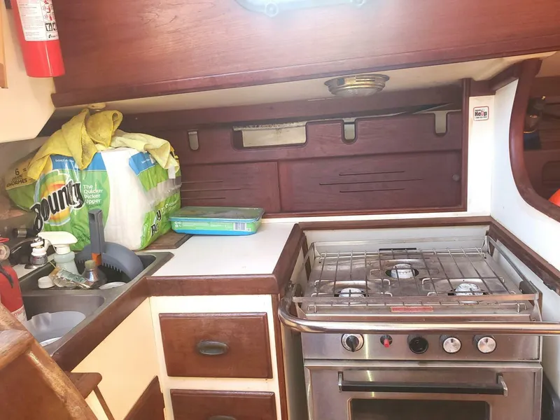 Slide: The Image of Cape Dory 330 1987 - 5935742