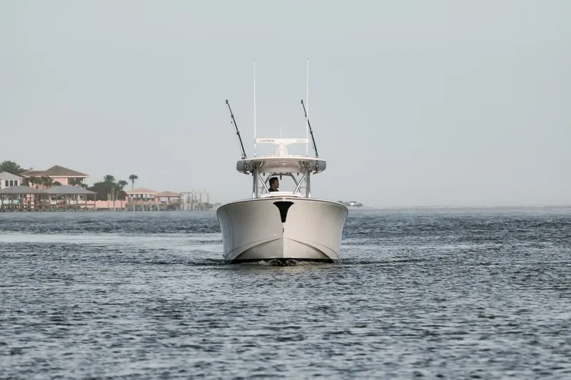 Slide: The Image of Valhalla Boatworks V37 2020 - 6019654