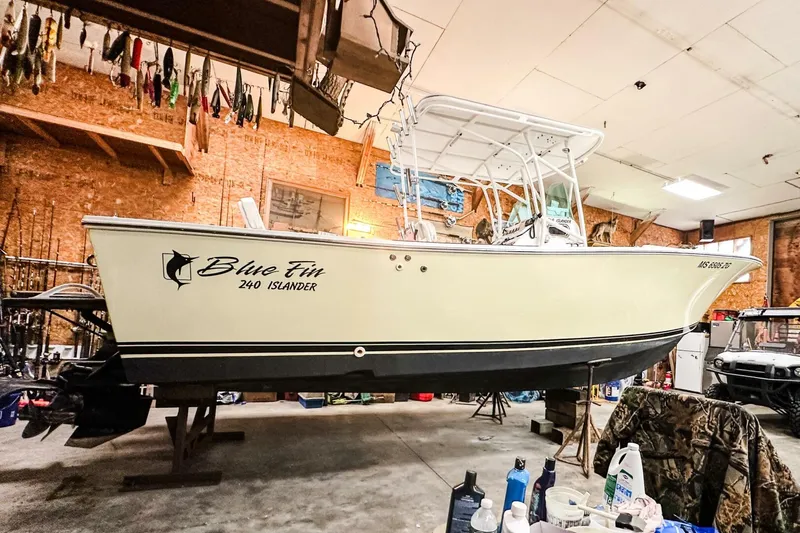 Slide: The Image of Blue Fin 24 2009 - 5936253