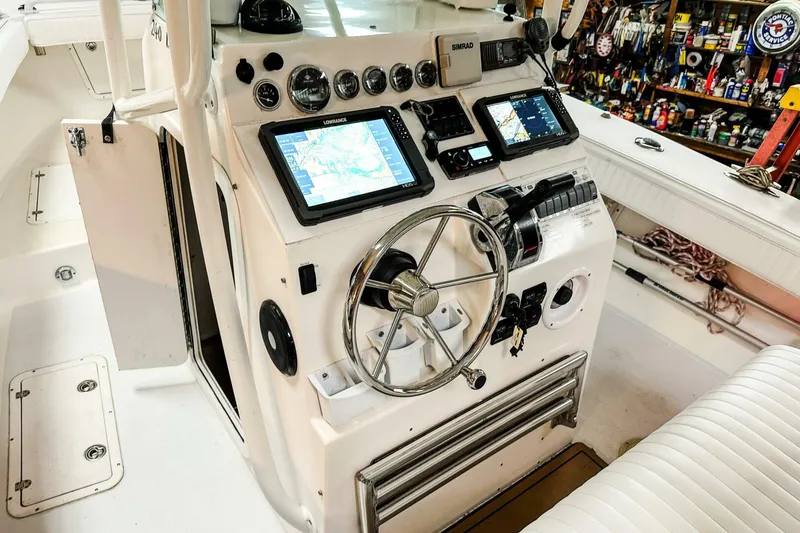 Slide: The Image of Blue Fin 24 2009 - 5936270