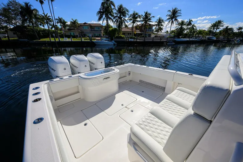 Slide: The Image of Invincible 39 2021 - 5936579