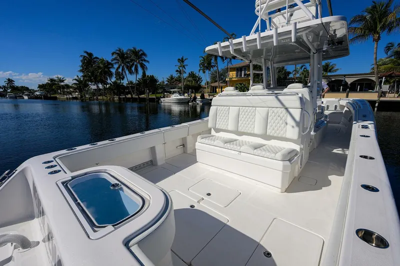 Slide: The Image of Invincible 39 2021 - 5936582