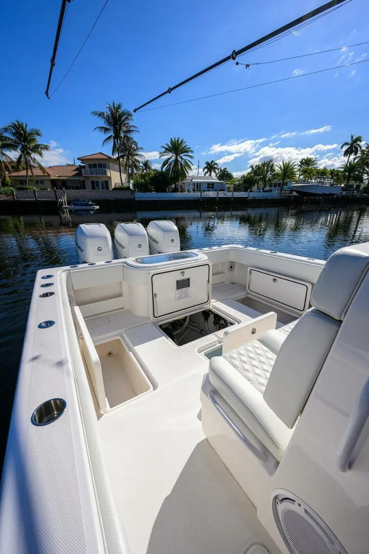 Slide: The Image of Invincible 39 2021 - 5936591