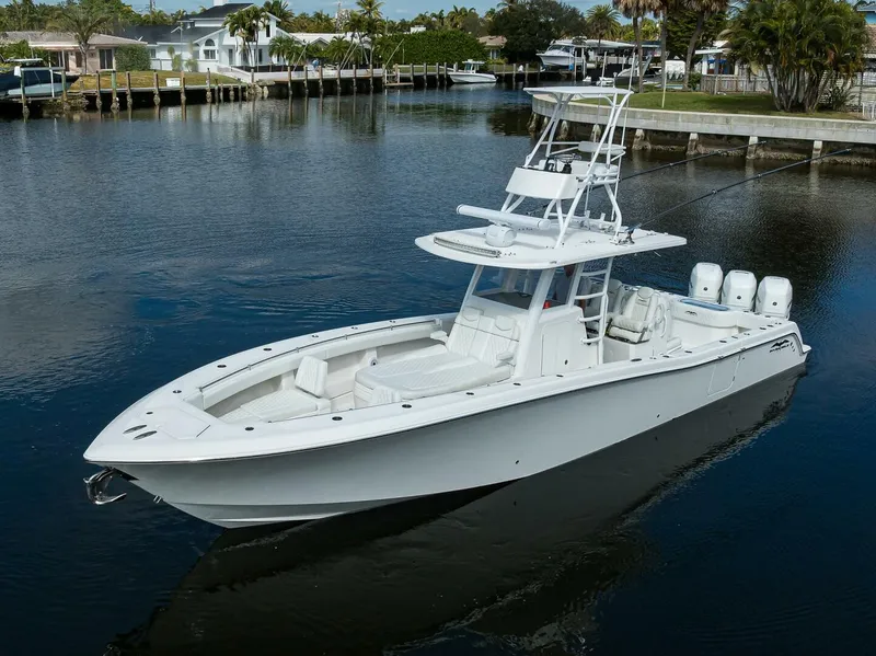 Slide: The Image of Invincible 39 2021 - 5936555