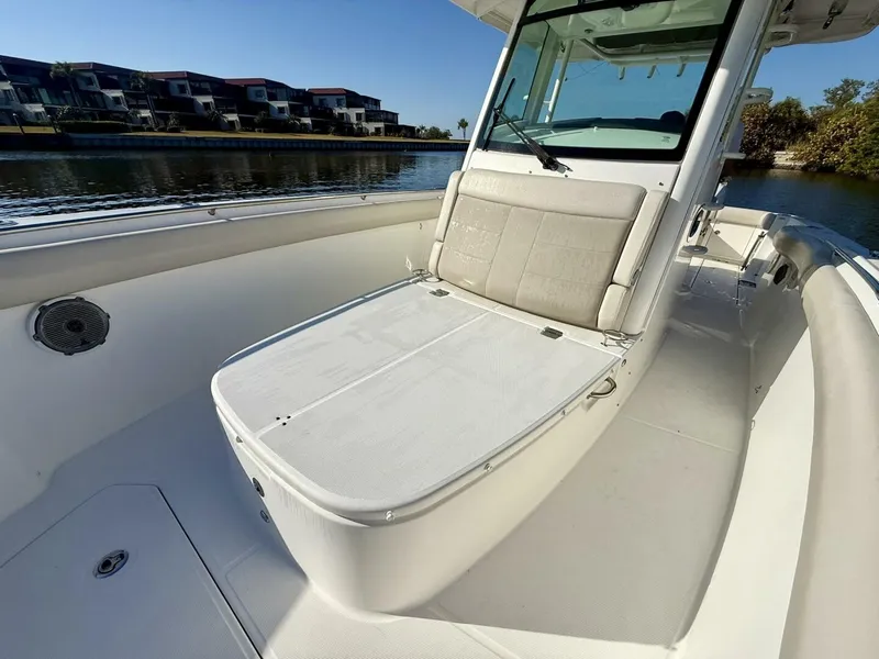 Slide: The Image of 2018 Boston Whaler 330 Outrage - Profile - Foredeck Seating  - 5936640