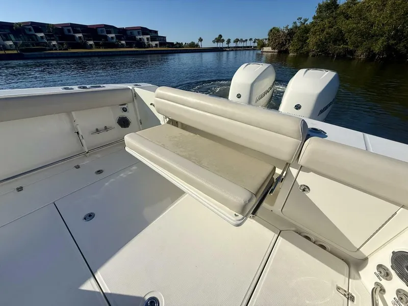 Slide: The Image of 2018 Boston Whaler 330 Outrage  - 5936650