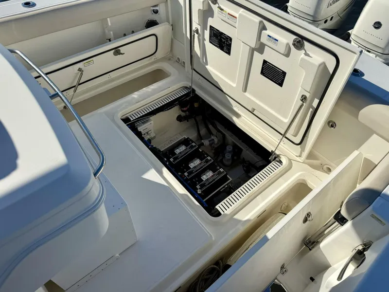 Slide: The Image of 2018 Boston Whaler 330 Outrage - Engine  - 5936655