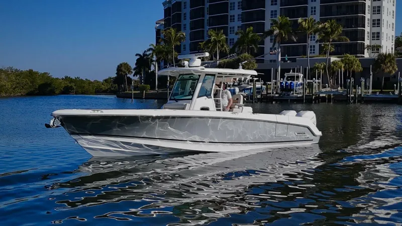 Slide: The Image of 2018 Boston Whaler 330 Outrage - Profile  - 5936632