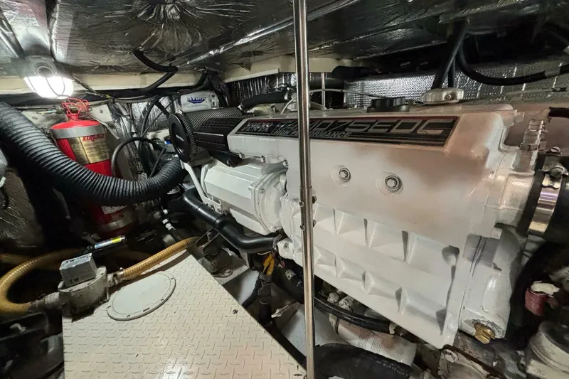 Slide: The Image of Cruisers 455 Express Motor Yacht 2005 - 5936942