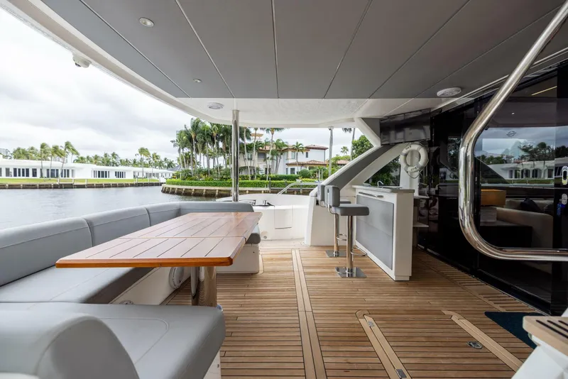 Slide: The Image of Sunseeker 76 - Journey 2019 Sunseeker 76 - Journey - 5959662