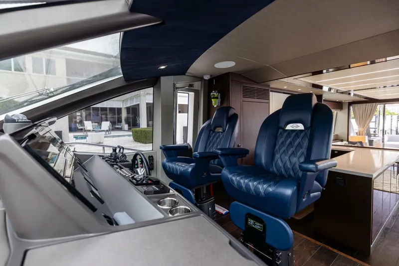 Slide: The Image of Sunseeker 76 - Journey 2019 Sunseeker 76 - Journey - 5959679
