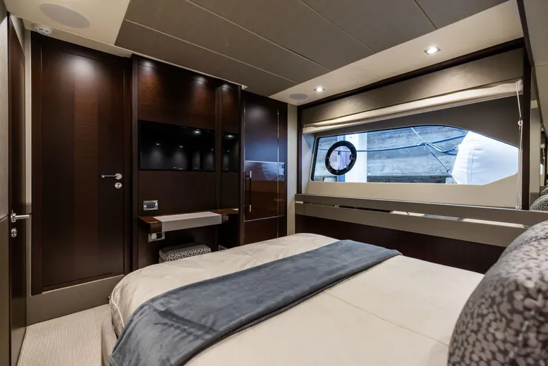 Slide: The Image of Sunseeker 76 - Journey 2019 Sunseeker 76 - Journey - 5959695
