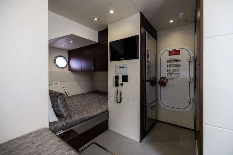 Slide: The Image of Sunseeker 76 - Journey 2019 Sunseeker 76 - Journey - 5959706