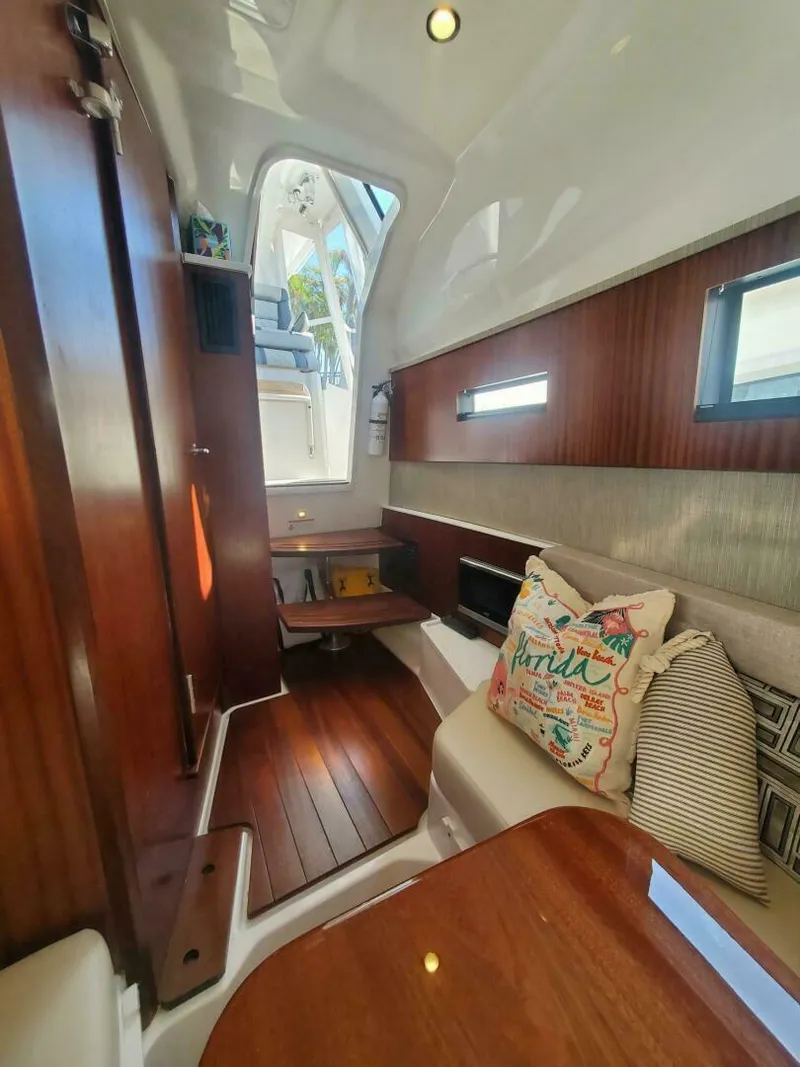 Slide: The Image of Pursuit S 378 Sport 2023 - 5937201