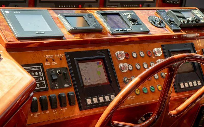 Slide: The Image of Ocean Alexander 80 motoryacht 2005 - 5937346