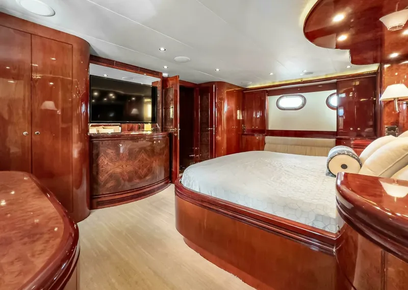 Slide: The Image of Ocean Alexander 80 motoryacht 2005 - 7648164