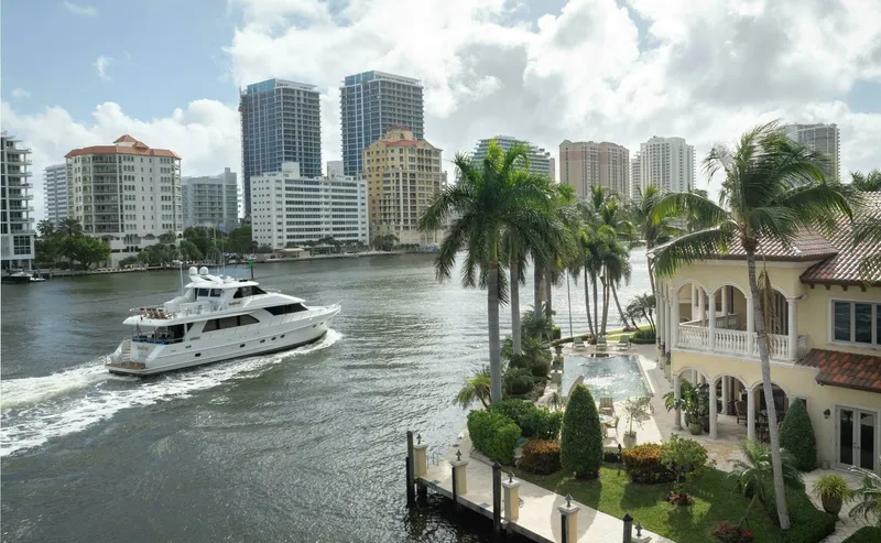 Slide: The Image of Ocean Alexander 80 motoryacht 2005 - 7648246