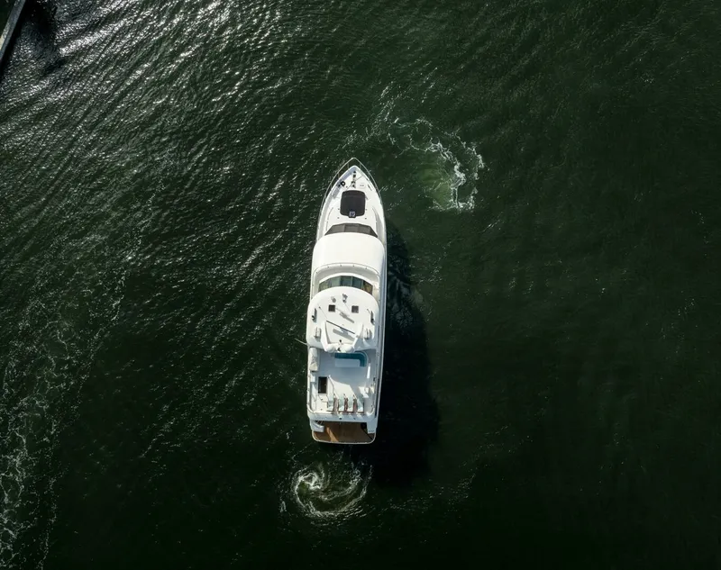 Slide: The Image of Ocean Alexander 80 motoryacht 2005 - 7648213