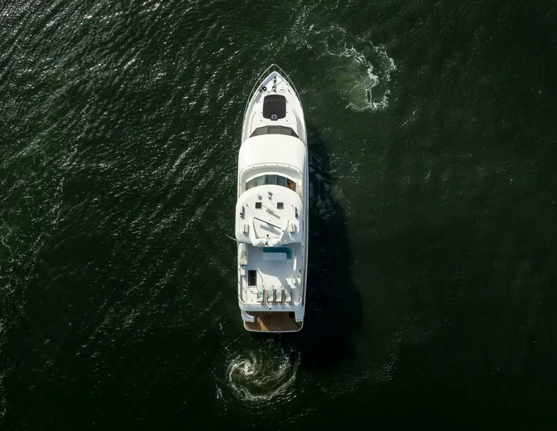 Slide: The Image of Ocean Alexander 80 motoryacht 2005 - 7648212