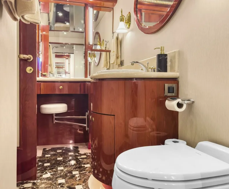 Slide: The Image of Ocean Alexander 80 motoryacht 2005 - 7648202