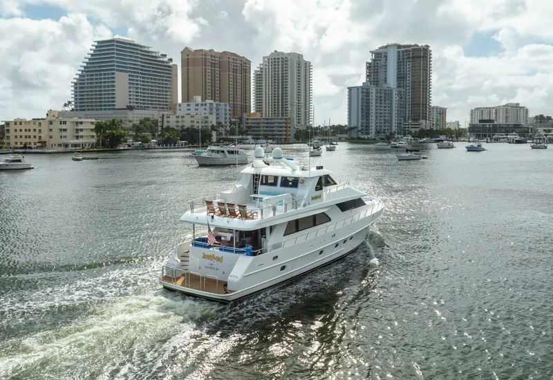 Slide: The Image of Ocean Alexander 80 motoryacht 2005 - 7648249
