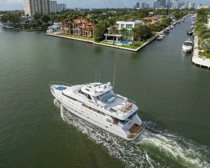 Slide: The Image of Ocean Alexander 80 motoryacht 2005 - 7648255