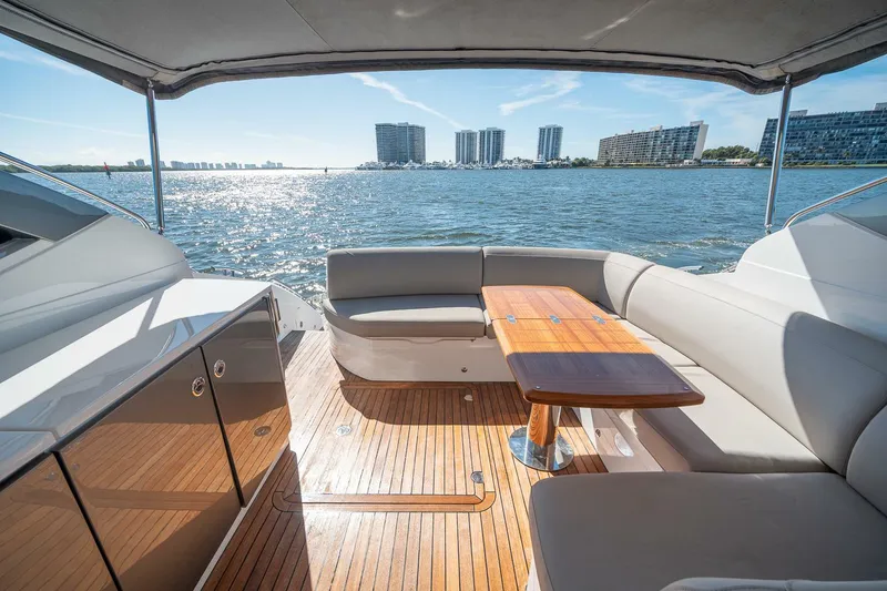 Slide: The Image of Princess V40 2021 - 5964924