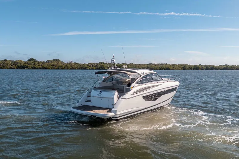 Slide: The Image of Princess V40 2021 - 5964900