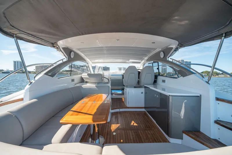 Slide: The Image of Princess V40 2021 - 5964931