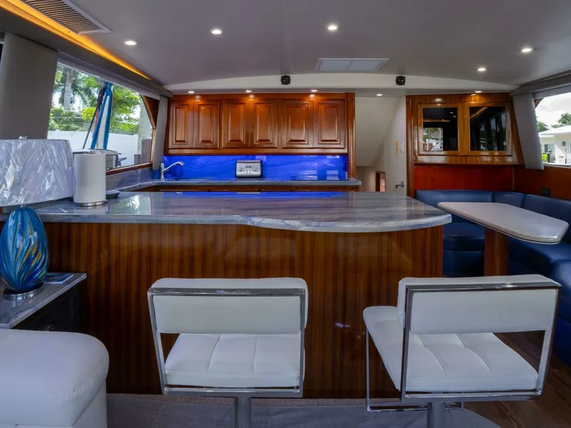 Slide: The Image of Viking 58 BAREFOOT - Salon/Galley 1998 Viking 58 Convertible BAREFOOT - 7676781
