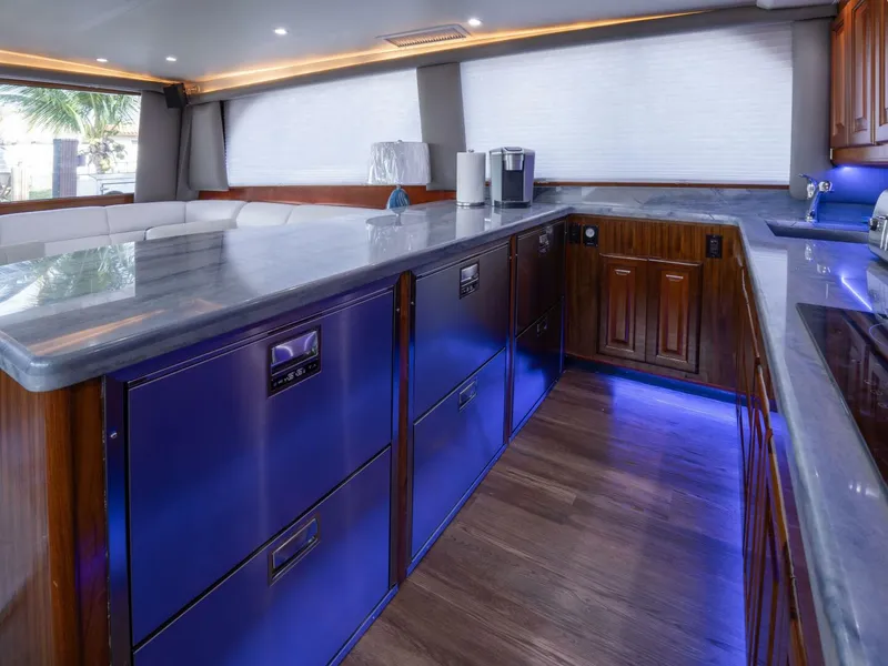 Slide: The Image of Viking 58 Convertible 1998 - 5937418