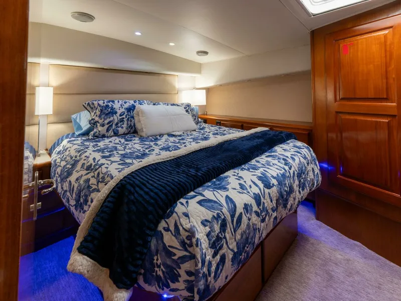 Slide: The Image of Viking 58 BAREFOOT - Stateroom Bow 1998 Viking 58 Convertible BAREFOOT - 7676786