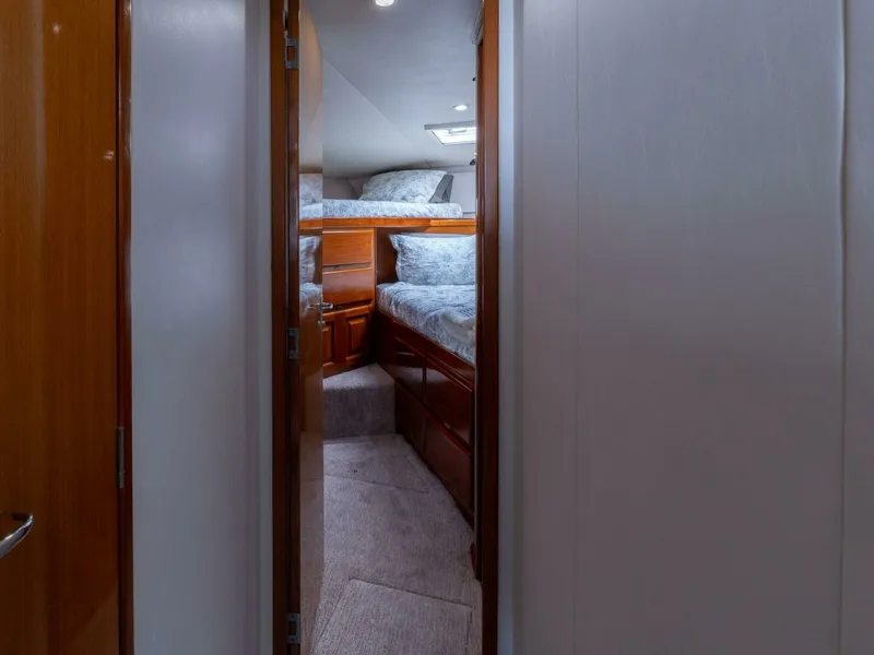 Slide: The Image of Viking 58 BAREFOOT - Guest Stateroom Aft 1998 Viking 58 Convertible BAREFOOT - 7676794
