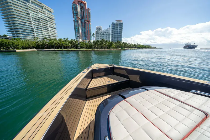 Slide: The Image of Pardo 43 2023 - 5965190