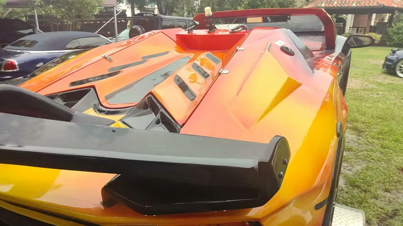 Slide: The Image of Watersports Car L Series 2024 - 5937470