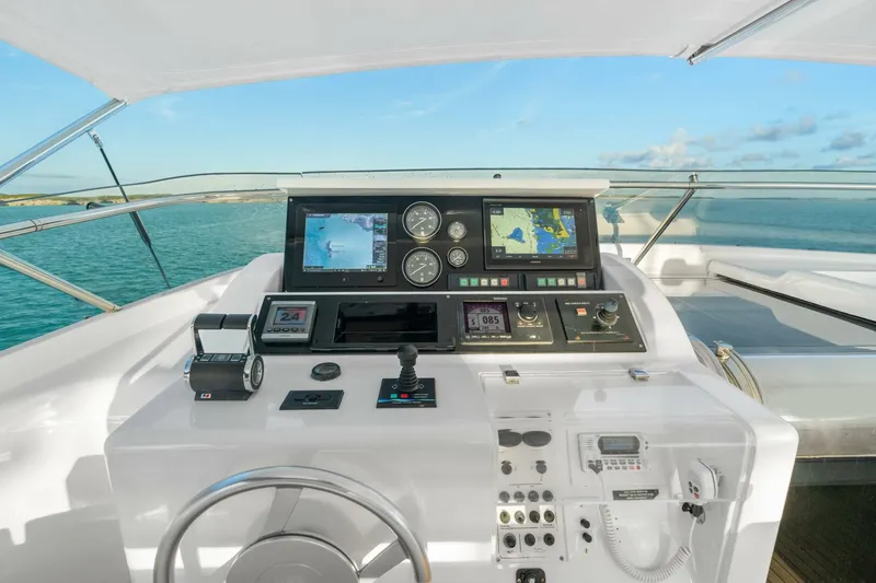 Slide: The Image of Ferretti 112 2004 - 5937557