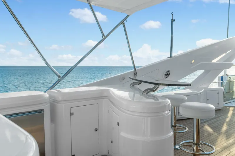 Slide: The Image of Ferretti 112 2004 - 5937560