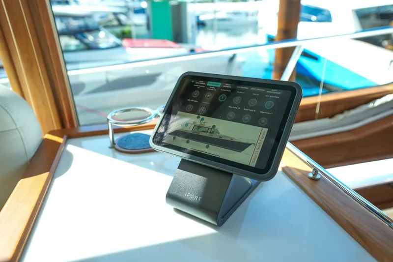 Slide: The Image of Sabre 51 Salon Express 2027 - 5937674