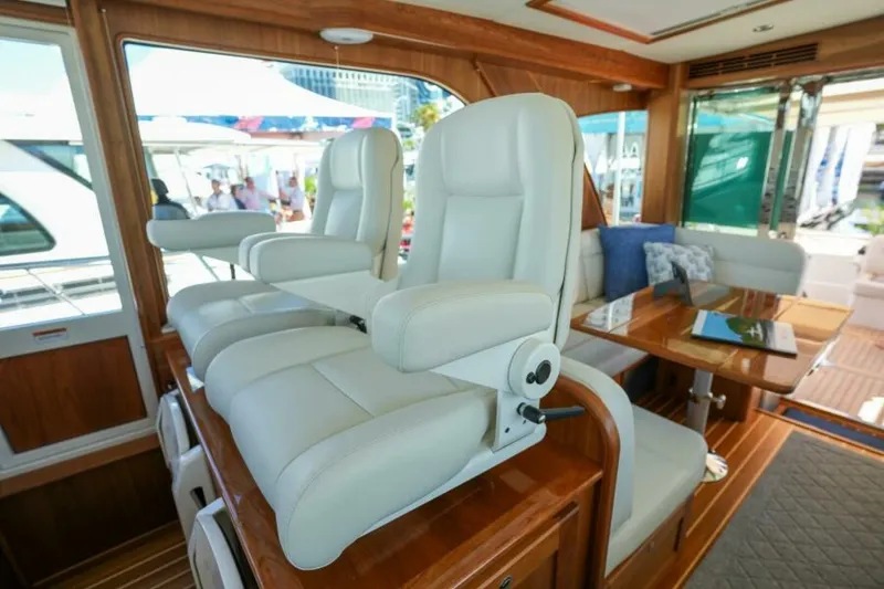 Slide: The Image of Sabre 51 Salon Express 2027 - 5937818