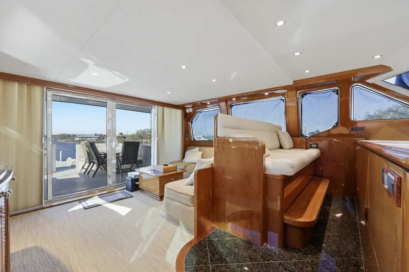 Slide: The Image of Cheoy Lee 95 FOOTLOOSE - Skybridge Helm 2008 Cheoy Lee 95
FOOTLOOSE - 5946708