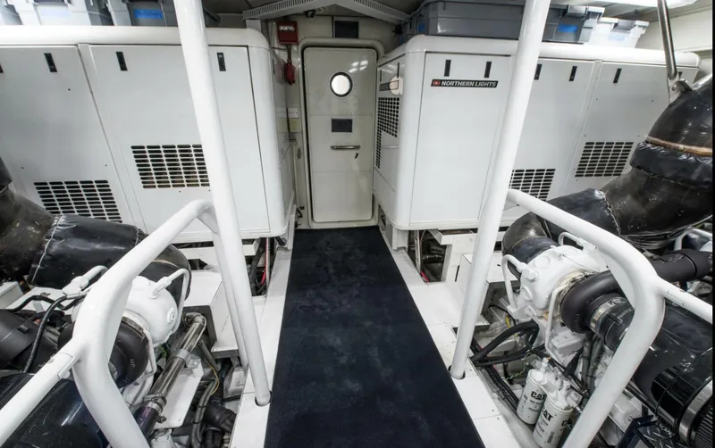 Slide: The Image of Cheoy Lee 95 FOOTLOOSE - Engine Room 2008 Cheoy Lee 95
FOOTLOOSE - 5946787