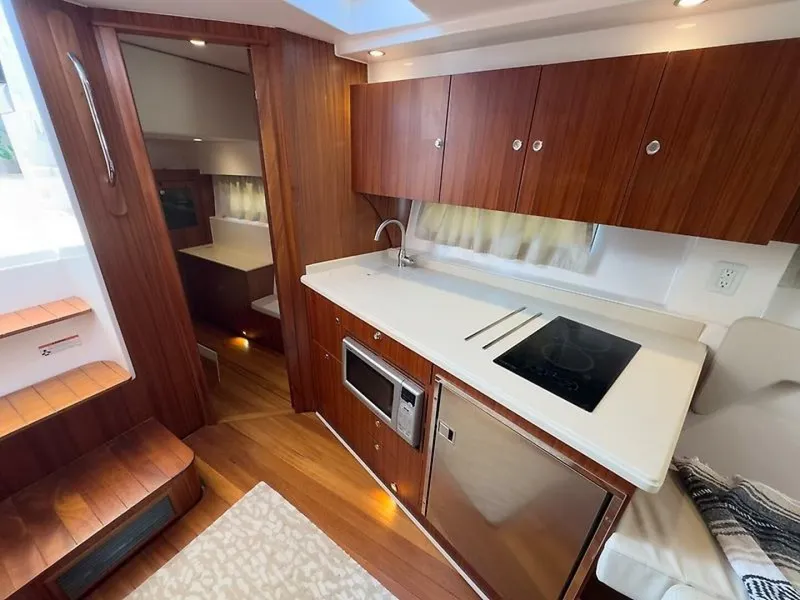 Slide: The Image of 0005564985 - 5938099