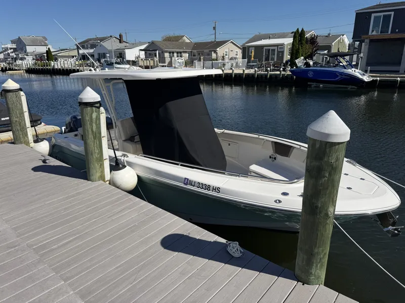 Slide: The Image of Robalo R272 Center Console 2020 - 6114248