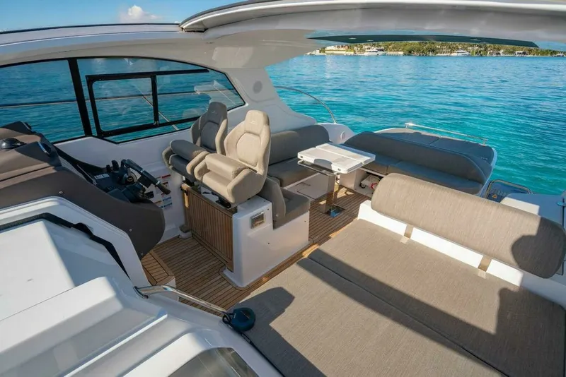 Slide: The Image of Azimut Atlantis 45 - Relax Josephine - Deck Seating 2022 Azimut Atlantis 45 - Relax Josephine - 7653659
