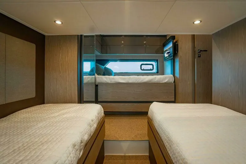 Slide: The Image of Azimut Atlantis 45 - Relax Josephine - Stateroom, Side by Side Berths 2022 Azimut Atlantis 45 - Relax Josephine - 7653651