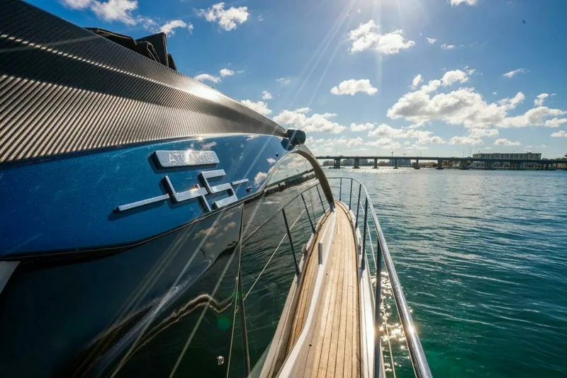 Slide: The Image of Azimut Atlantis 45 - Relax Josephine - Deck Equipment 2022 Azimut Atlantis 45 - Relax Josephine - 7653667