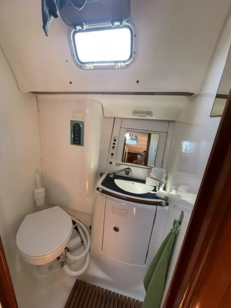 Slide: The Image of Beneteau Oceanis 473 2005 - 5938415