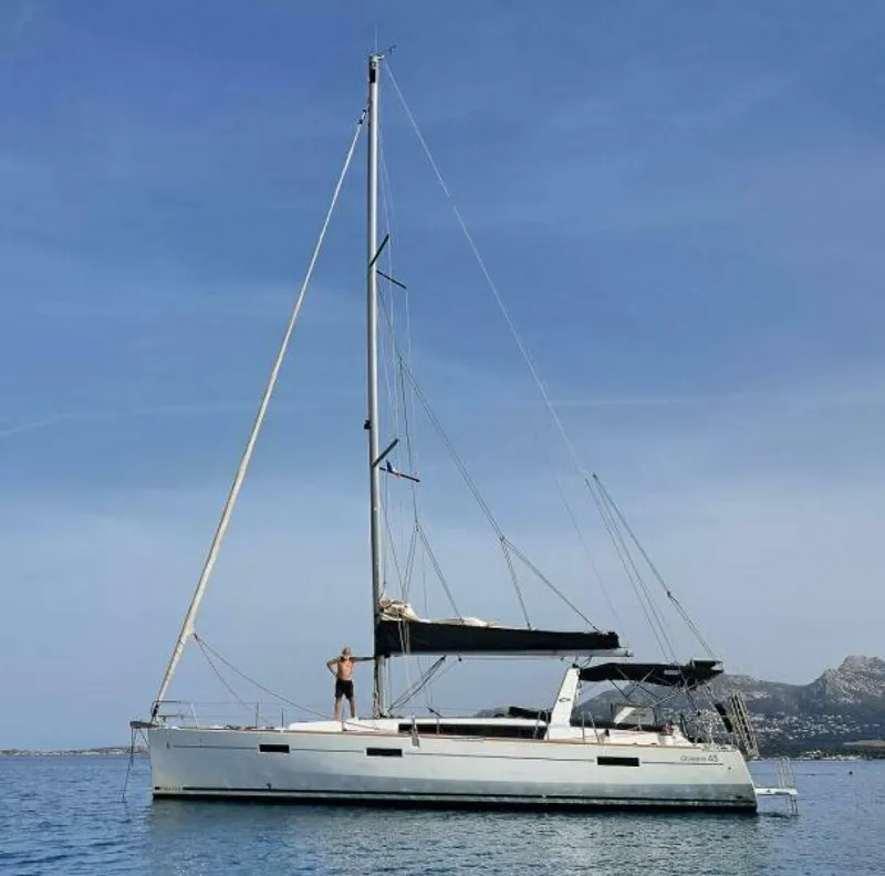 The Image of Beneteau Oceanis 45 2015 - 5938621